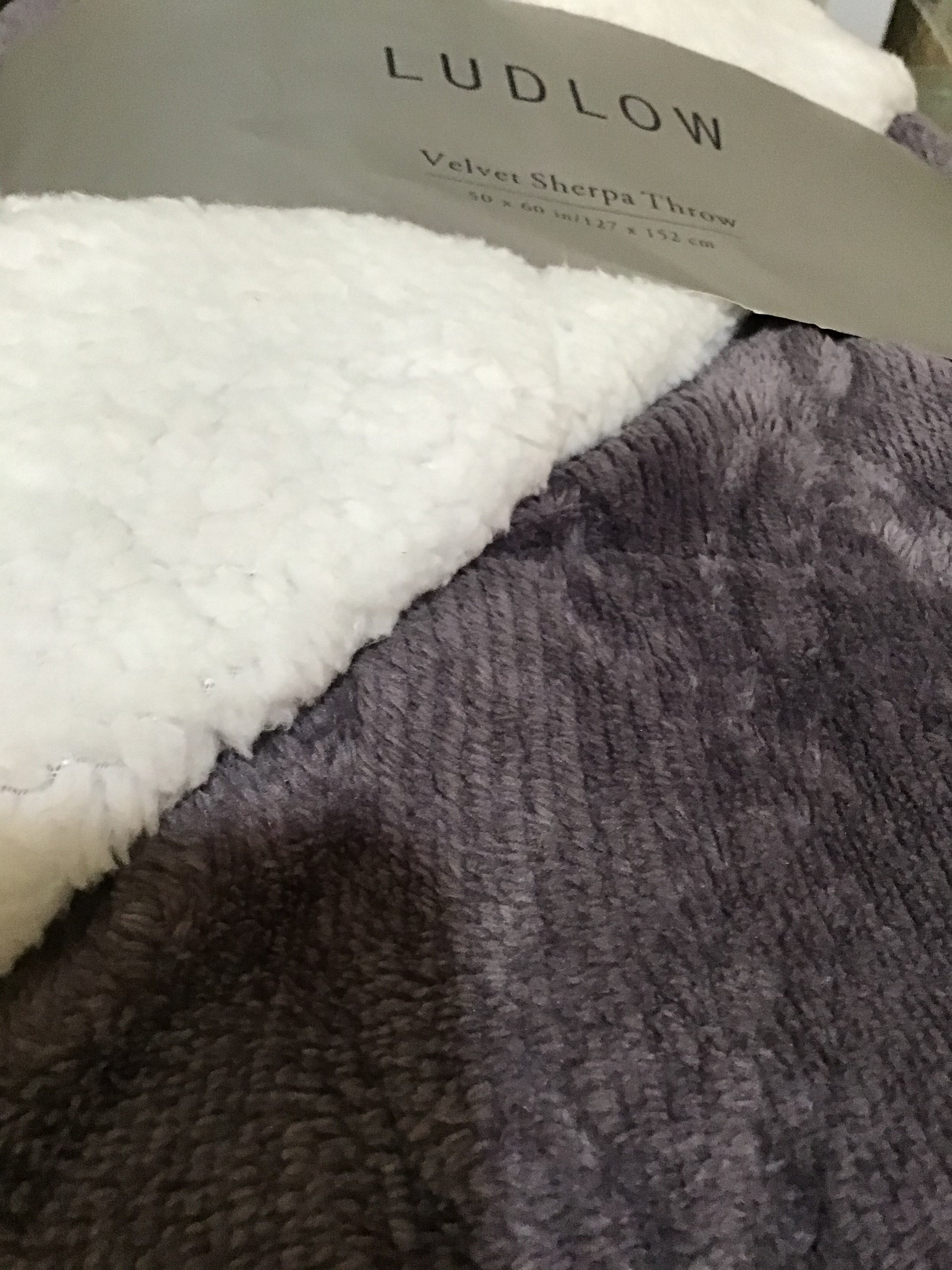 Ludlow Velvet Sherpa Throw