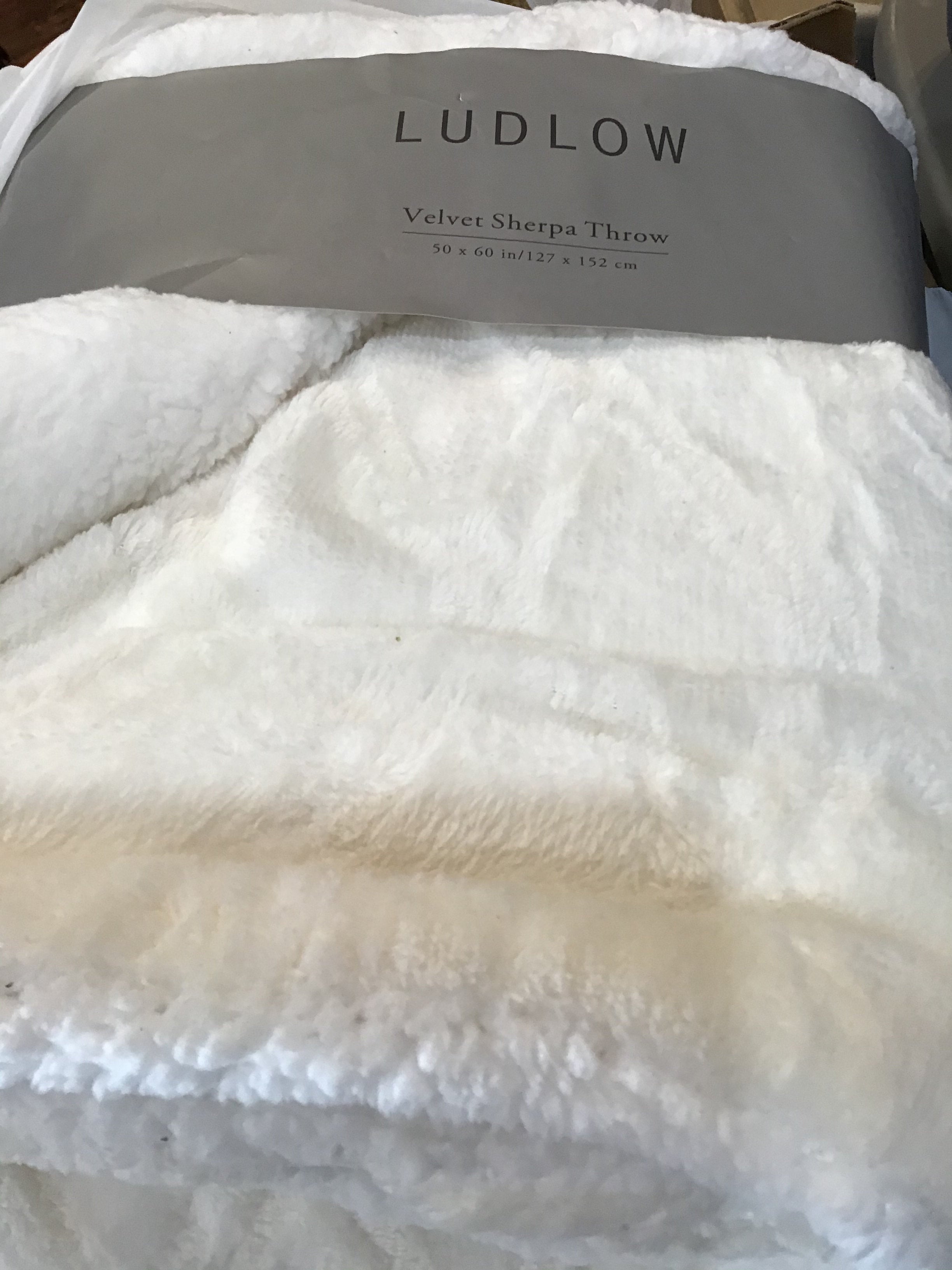 Ludlow Velvet Sherpa Throw