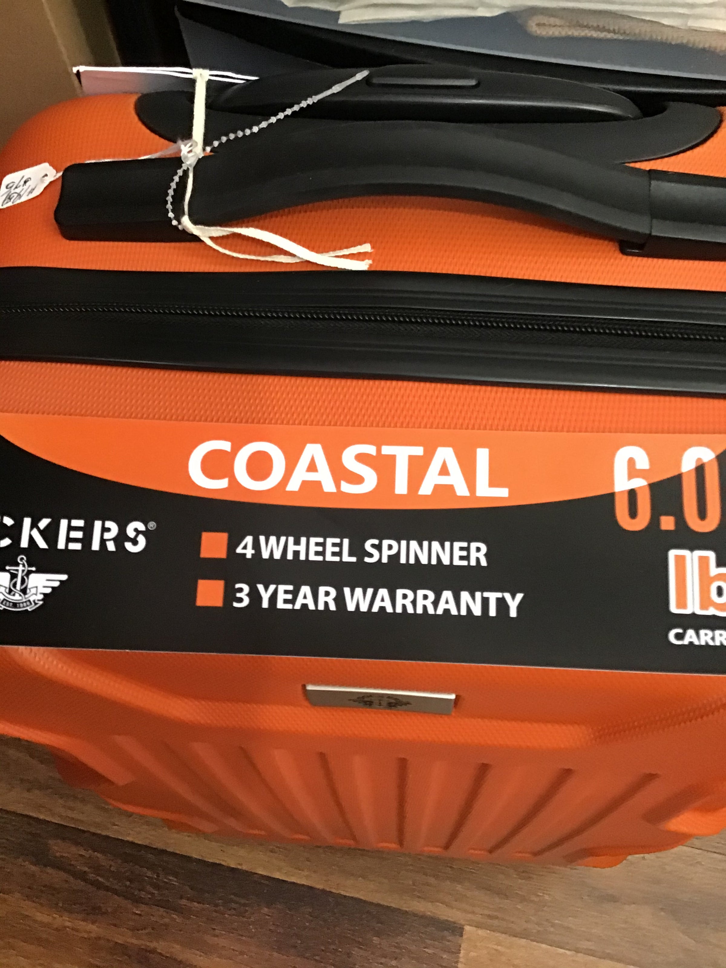 Dockers coastal luggage store